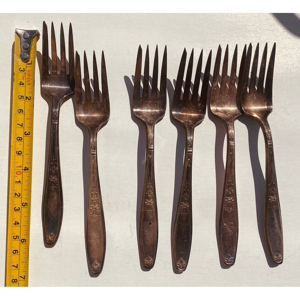 6 VTG  1847 Rogers Bro Ambassador Silver Plate Flatware  Salad Dessert Cake Fork